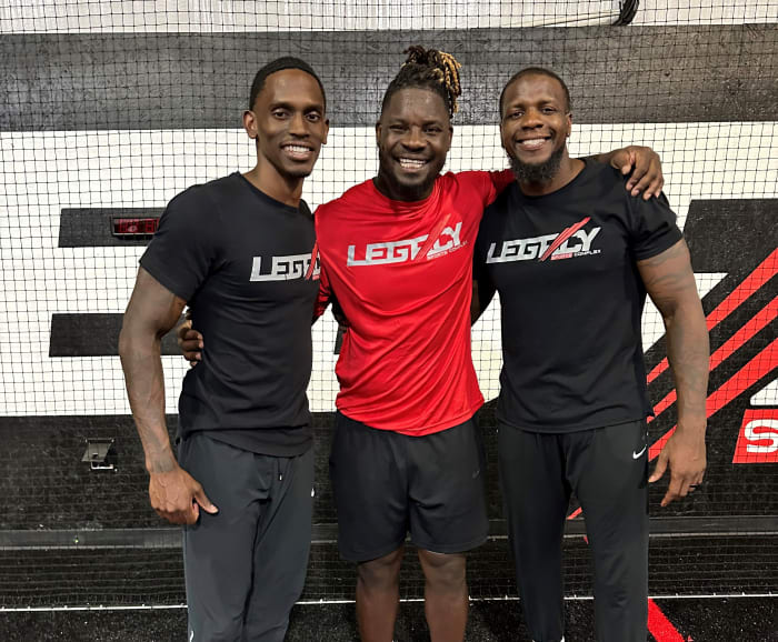 Christian Blake, Sean Weatherspoon, Mohamed Sanu